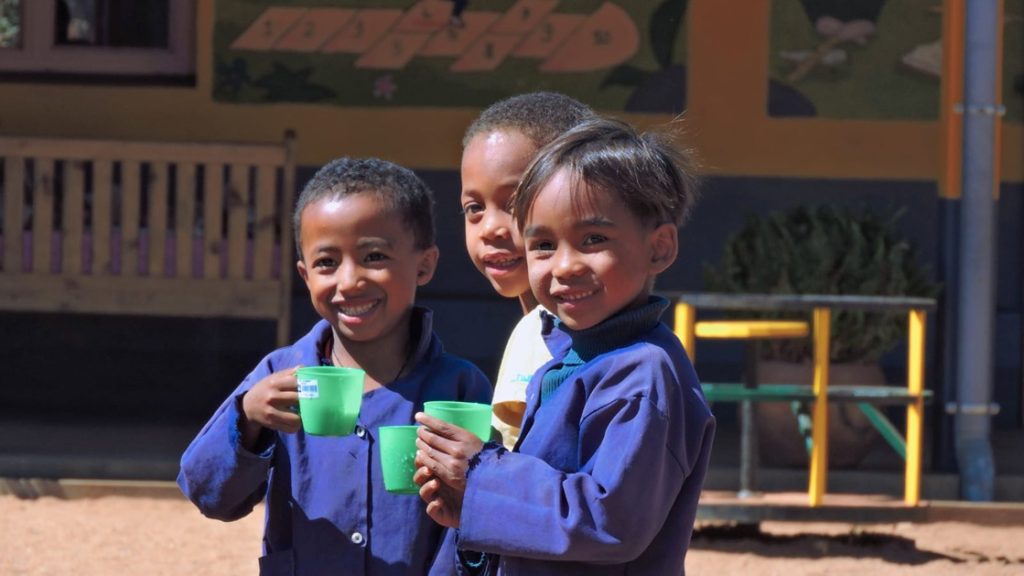 Distribution de lait dans nos écoles